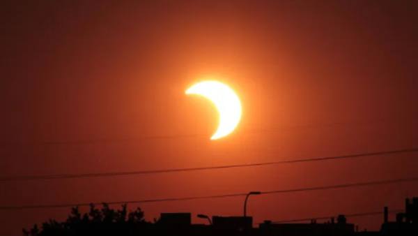 பகுதி சூரிய கிரகணம் 