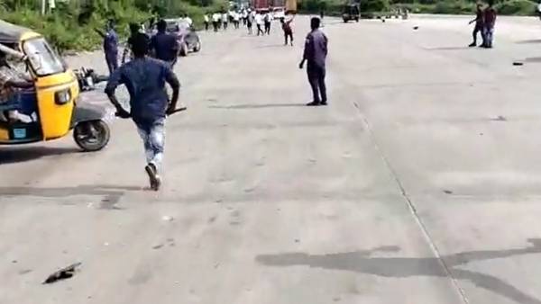 தாக்குதல் 