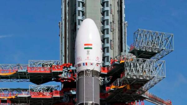 36 செயற்கைக்கோள்கள் 