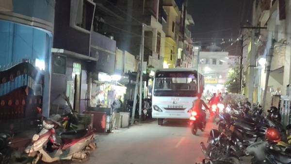 போலீஸ் விசாரணை 