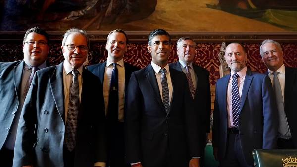 செயலால் ஒன்றிணைப்பேன் செயலால் ஒன்றிணைப்பேன்