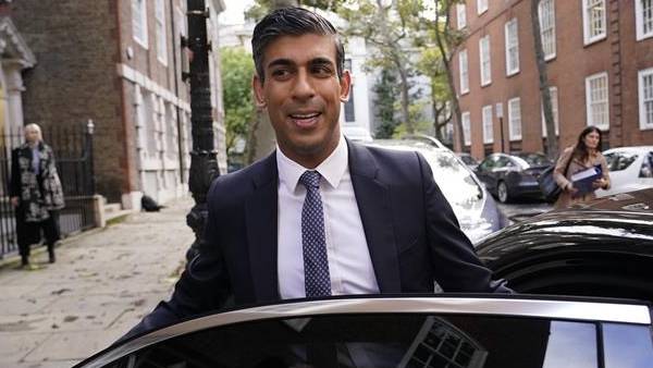  இன ரீதியில் அட்டாக்