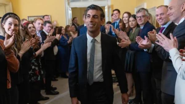  ஸ்ட்ரிக்ட்டான சுதா மூர்த்தியின் மகள் 