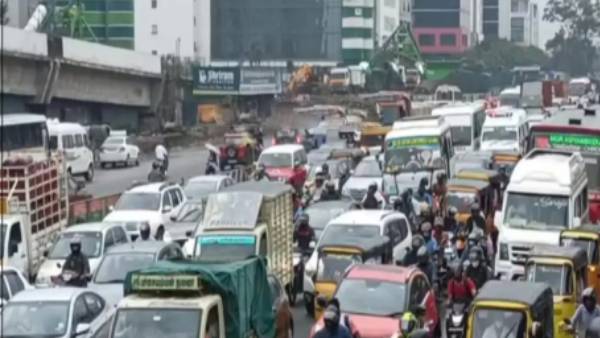 போக்குவரத்து நெரிசல் போக்குவரத்து நெரிசல்