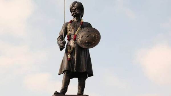 வெண்கல சிலை 