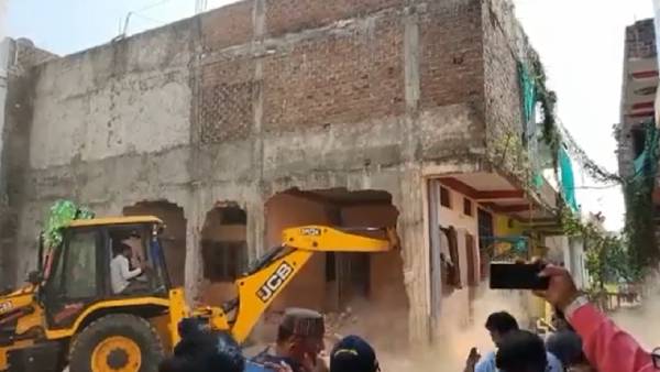 நோட்டீஸ் 