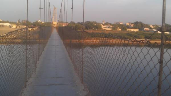 சான்றிதழ் பெறவில்லை 