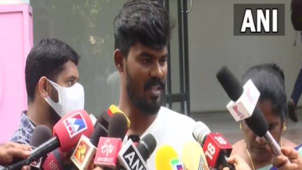  உதவி இல்லை 