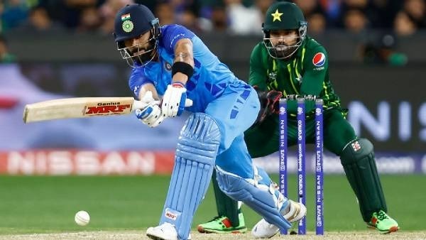 12வது ஓவர் அதிரடி 