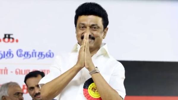  ஸ்பேஸில் மு.க.ஸ்டாலின் 