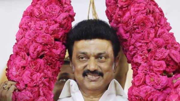 ஜனநாயக முறைப்படி ஜனநாயக முறைப்படி