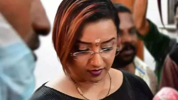 சுவப்னா சுரேஷ் சுயசரிதை 