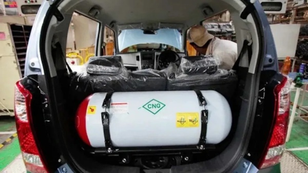 மும்முனை போட்டி மும்முனை போட்டி