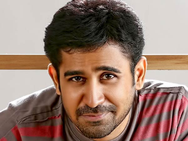 அணிவகுக்கும் படங்கள்