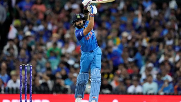 கோலியால் தப்பித்த இந்தியா 