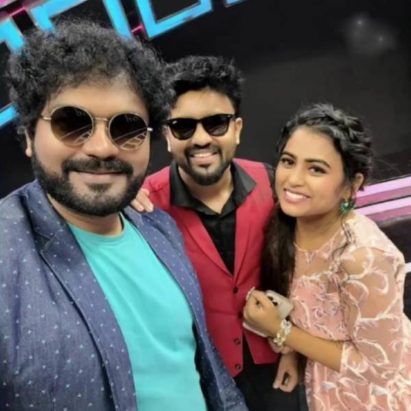 விஜய் டிவியில் அறிமுகம் 