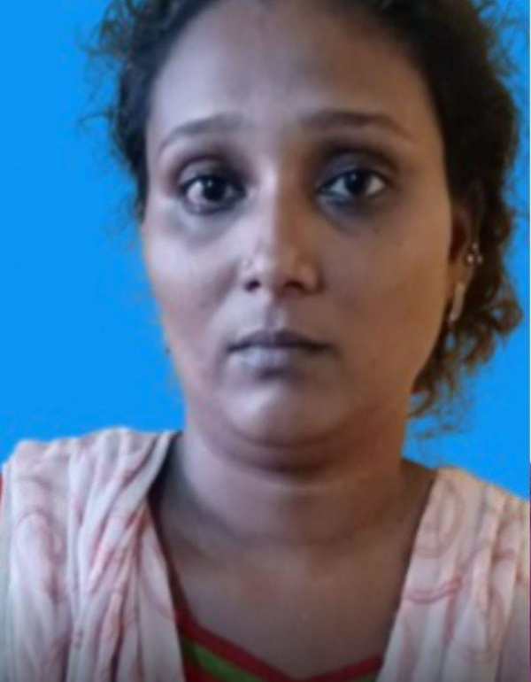 இளம் பெண்களிடம் மோசடி 