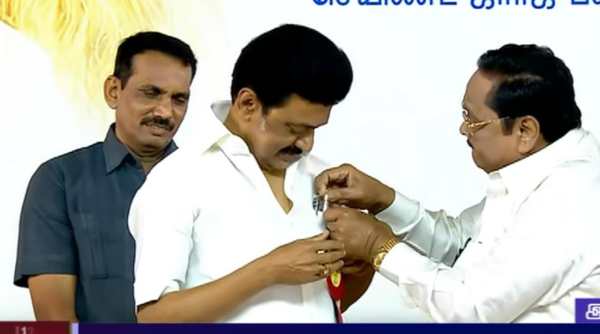 இதில் தான் கையெழுத்து போடணும் இதில் தான் கையெழுத்து போடணும்