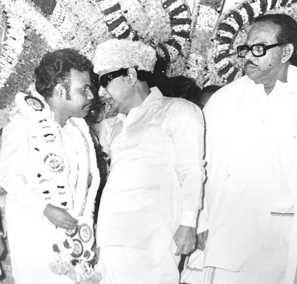 தனபால் ட்வீட் 