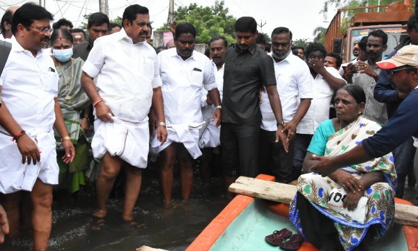 தண்ணீர்