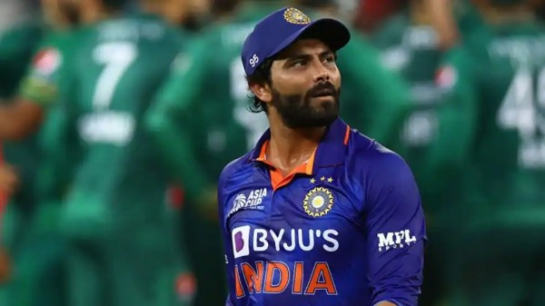 இரண்டாக பிரிந்த குடும்பம் இரண்டாக பிரிந்த குடும்பம்