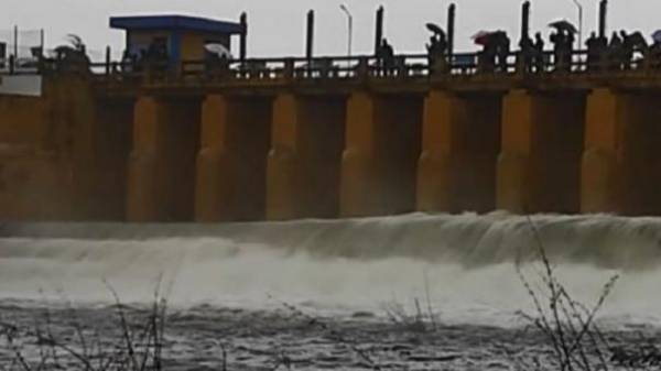 நீர்மட்டம் 21 அடி 