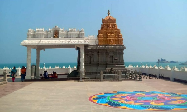 கடற்கரையில் வெங்கடாசலபதி கோவில்