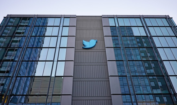 வாரம் 80 மணி நேரம் பணி செய்ய வேண்டும்