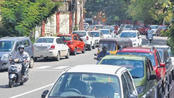  பிஎஸ்-IV இன்ஜினும், உச்ச நீதிமன்றத் தடையும்.. 