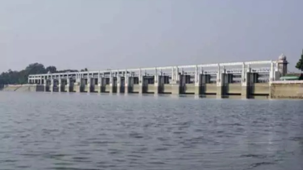 சோழவரம் அணைக்கும் நீர்வரத்து அதிகரிப்பு சோழவரம் அணைக்கும் நீர்வரத்து அதிகரிப்பு