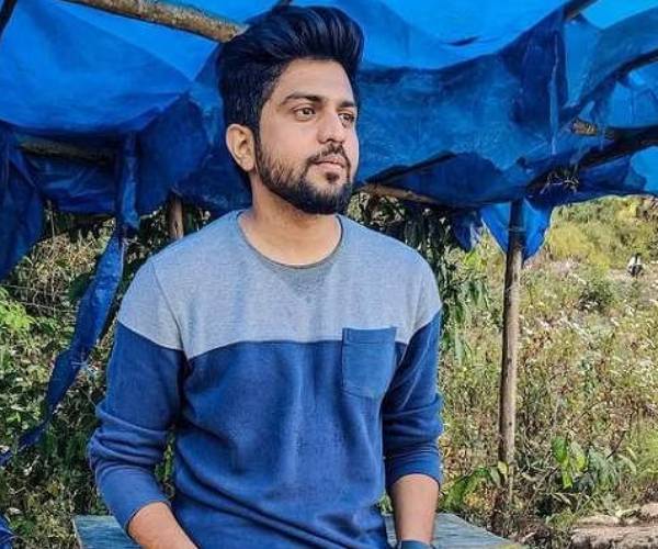 பாரதி கண்ணம்மா அகிலன்