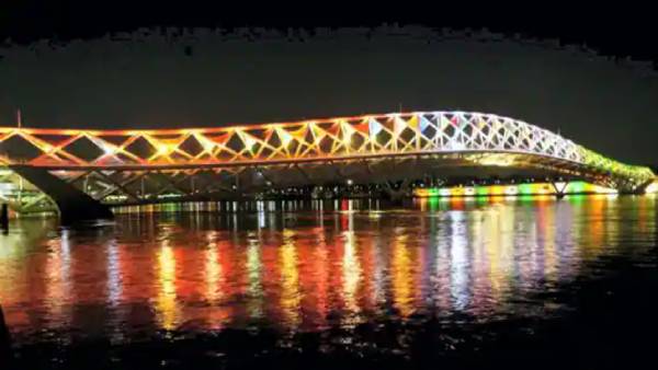 பாலத்தின் நீளம் பாலத்தின் நீளம்