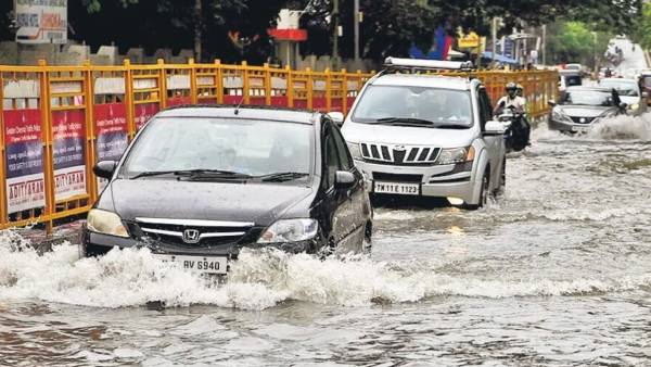 கொட்டித்தீர்த்த கனமழை கொட்டித்தீர்த்த கனமழை
