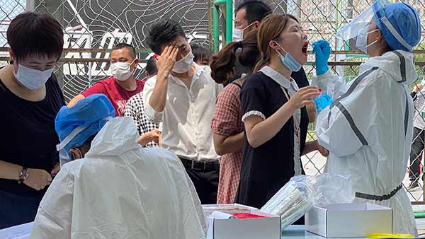 சீனாவை பயப்பட வைக்கும் கொரோனா