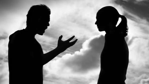  ரிசப்ஷனிஸ்ட் 