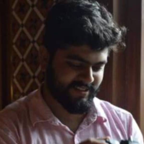  நீதிமன்றத்தில் ஆஜர்