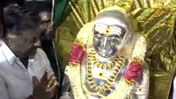 எதற்காக வெள்ளியில் கொடுக்க வேண்டும் 