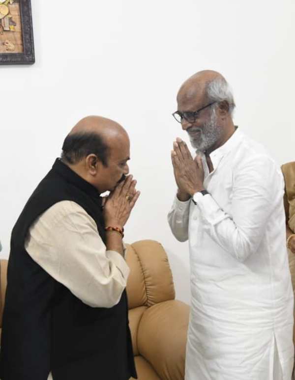 கர்நாடகா மக்களுக்கு வாழ்த்து 