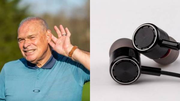 மகிழ்ச்சியில் திளைக்கிறார் மகிழ்ச்சியில் திளைக்கிறார்