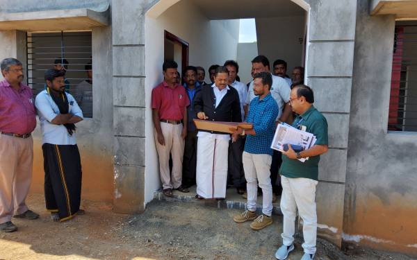 அடர்ந்த வனப்பகுதி 