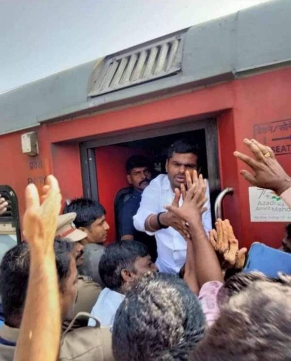  தமிழ்நாட்டில் இருந்து 