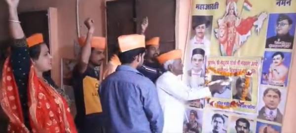  காங். கொந்தளிப்பு 