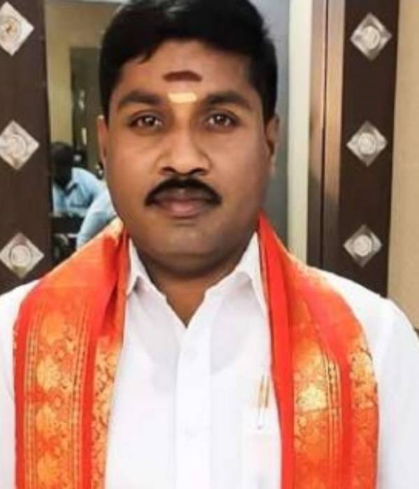  பிளேடுகள்