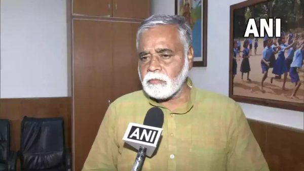 சஸ்பெண்ட் நடவடிக்கை சஸ்பெண்ட் நடவடிக்கை