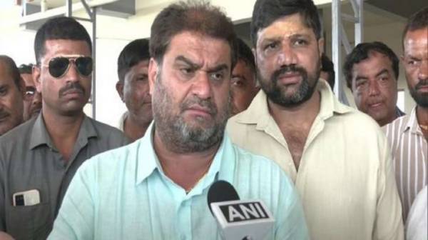 பெயர் மட்டும் பெயர் மட்டும்