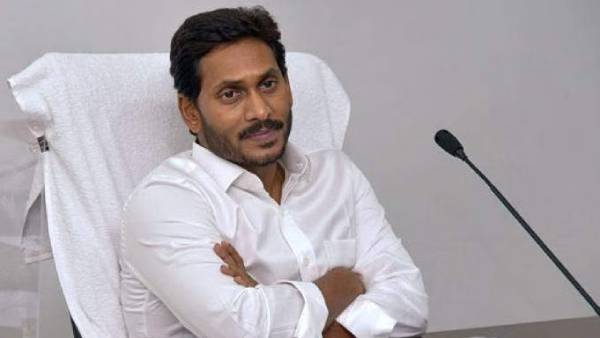 ஆந்திராவில் ஒய்எஸ்ஆர்