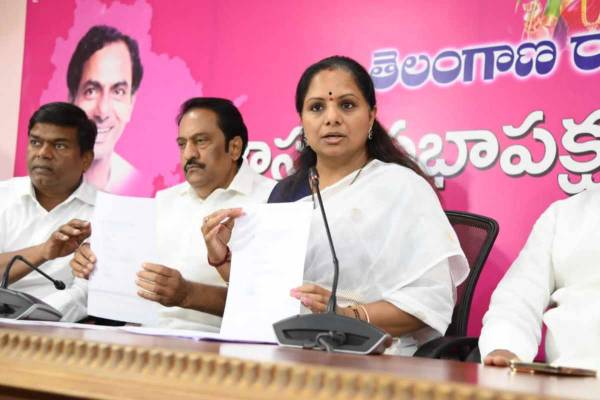 முதலமைச்சரின் மகள் எச்சரிக்கை 