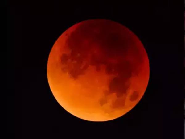 முழு சந்திர கிரகணம் 