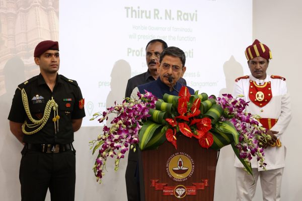 ஆளுநர் ஆர்.என்.ரவி 