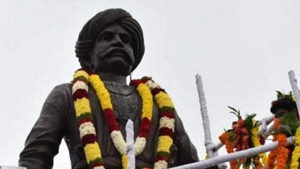  பெங்களூரில் கெம்பே கவுடா சிலை திறப்பு 